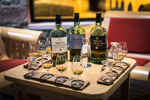 关于查理的真相