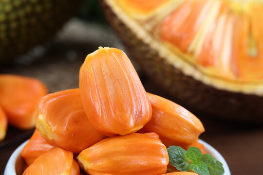 圣斗士星矢: 天界篇序奏